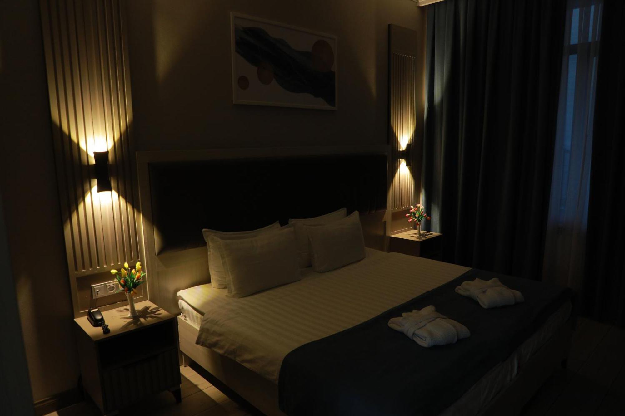 Human Hotel Tasjkent Buitenkant foto